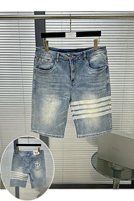 トムブラウンコピー 4本ストライプ入りウォッシュのデニムショートパンツ