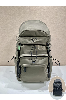 プラダ 新しいハイキングバックパック