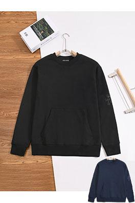 クロムハーツ 刺繍入りレザークルーネックのスウェットシャツ
