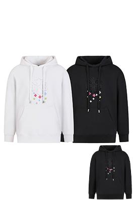 クロムハーツ 刺繍入りパーカー