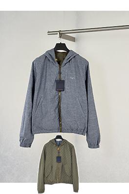 ルイヴィトン偽物 両面ミリタリーグリーンの反射プリントリバーシブルジャケット