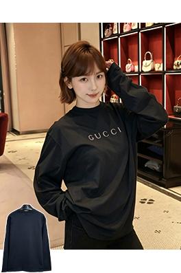 グッチ長袖シャツスーパーコピー 胸に文字プリント入りクルーネックの長袖シャツ