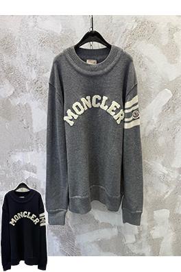 モンクレール タオル刺繍のビッグロゴ ウールニット クルーネックセーター
