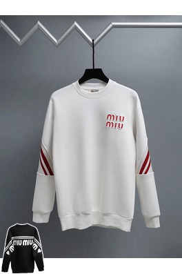 ミュウミュウ 秋冬コレクション クルーネックスウェット