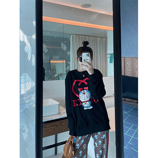 グッチ偽物 × DORAEMONコピー   スウェット長袖 Tシャツ