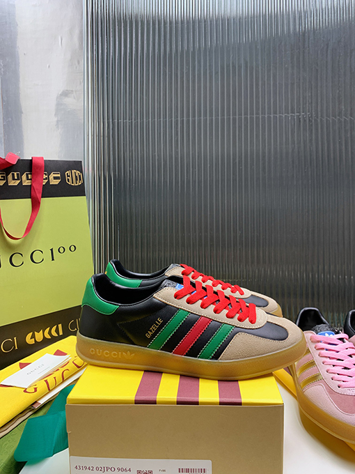 復古系 アディダス×グッチコラボレーション ガゼルスニーカースーパーコピー   Gazelle 2カラー