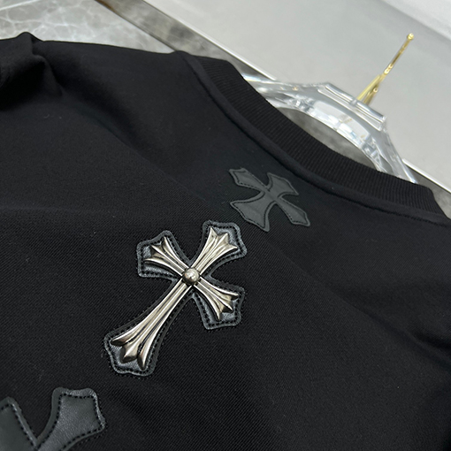 人気  クロムハーツ服コピー   スウェットTシャツ  後ろ十字架刺繍ポイント