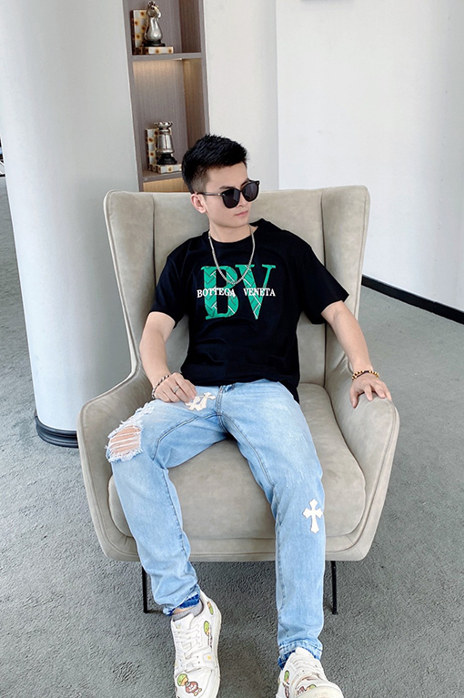ボッテガヴェネタ 半袖 Tシャツコピー BV革三角，全2色