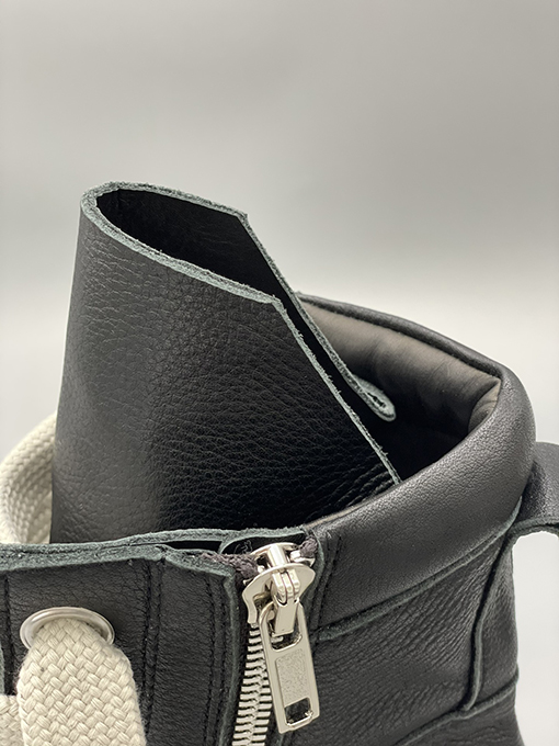 リックオウエンス ブーツ スーパーコピー  牛革を使用した手作りのジップアップシューズ