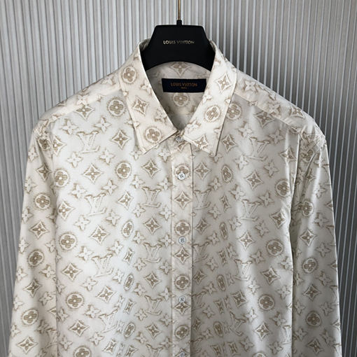 ヴィトンシャツ コピー  Louis Vuitton 今季のマストアイテム！モノグラムサンド柄コットンロングスリーブシャツ
