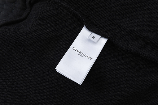 ジバンシイ スウェットパンツ スーパーコピー GIVENCHYアーチ型ロゴのショートパンツ