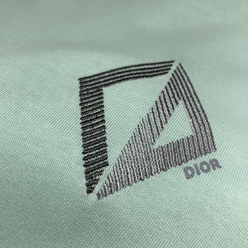 ディオール  半袖Tシャツ DIOR エレメントがファッションに融合したTシャツ