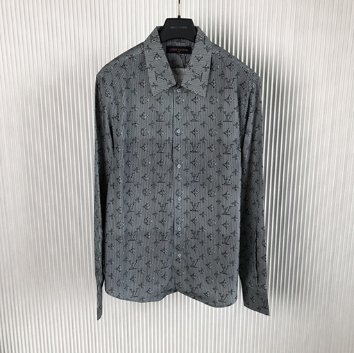 ヴィトンシャツ スーパーコピー   Louis Vuitton ロゴプリント入り長袖シャツ