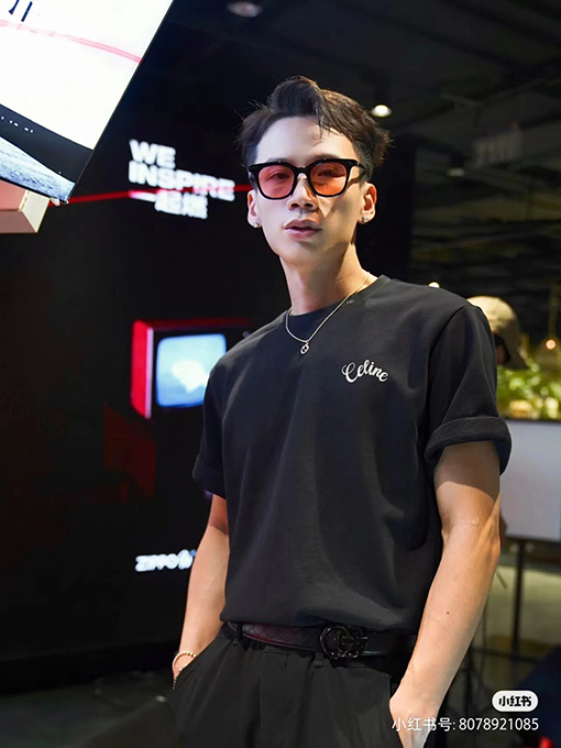 セリーヌ CELINE ロゴ 半袖Tシャツ フォームレターショートスリーブTシャツ
