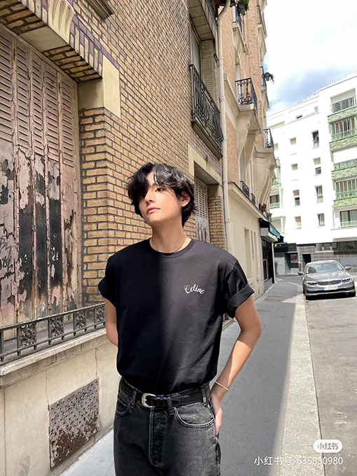 セリーヌ CELINE ロゴ 半袖Tシャツ フォームレターショートスリーブTシャツ