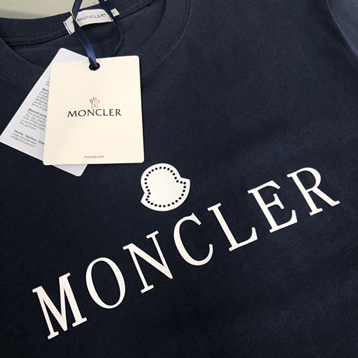 モンクレール 半袖Tシャツ  MONCLER高級感と魅力があり
