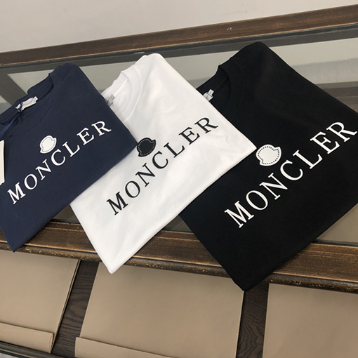 モンクレール 半袖Tシャツ  MONCLER高級感と魅力があり