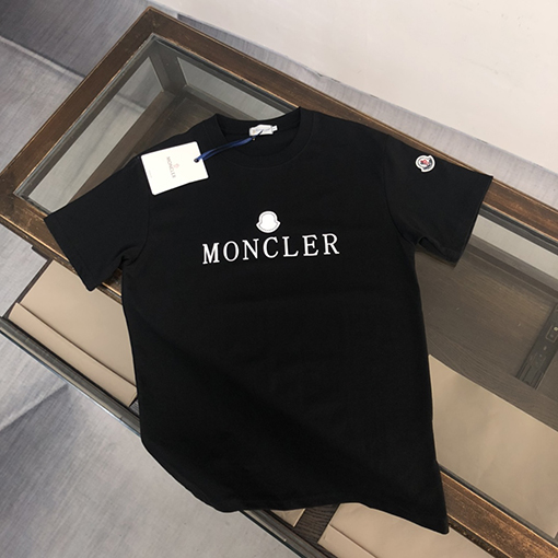 モンクレール 半袖Tシャツ  MONCLER高級感と魅力があり