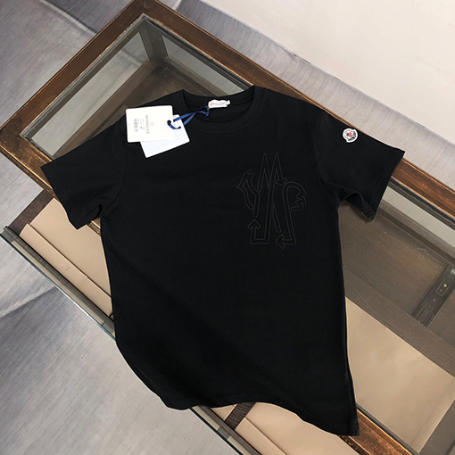 モンクレール 半袖Tシャツ スーパーコピー   上品な印刷ロゴデザイン 心地よく通気性のある手触り