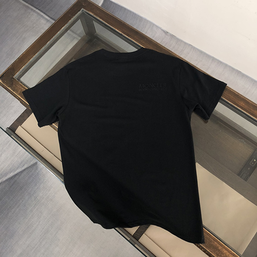 モンクレール 半袖Tシャツ スーパーコピー   上品な印刷ロゴデザイン 心地よく通気性のある手触り
