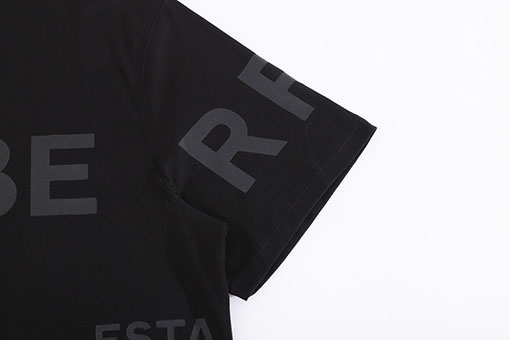 バーバリー半袖Tシャツスーパーコピー  BURBERRYプリント半袖Tシャツメンズファッション通販