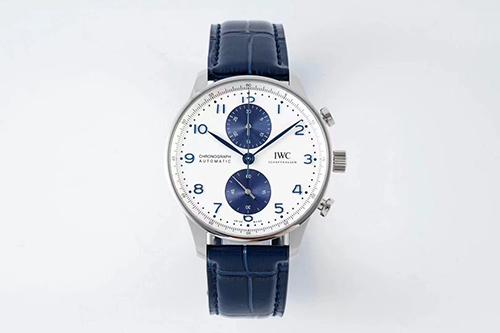 IWCスーパーコピー ムーブメントが一目でわかるメンズ  41 mm 人気時計