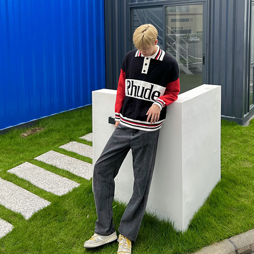 Rhude ニットセータースーパーコピー 新たなアメリカン・ビンテージ・カレッジスタイルを取り入れよう
