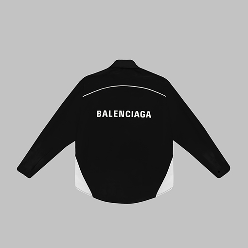 バレンシアガシャツ コピー マルチクラフトロングスリーブシャツ、ロゴボタン、ブラックソリッドステッチング、背面に立体ロゴ