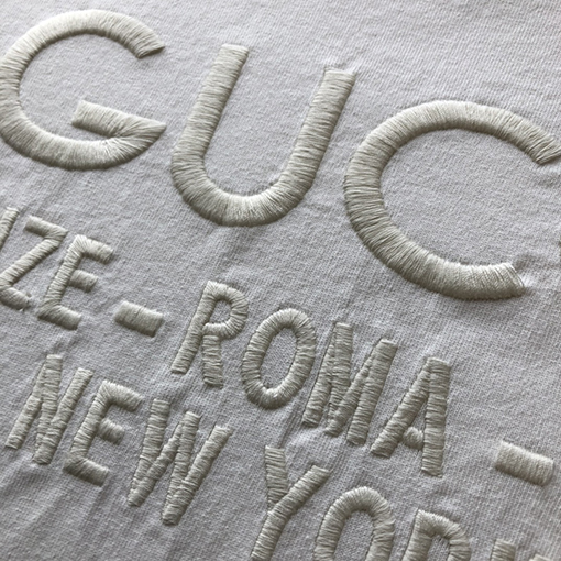 グッチ 半袖Tシャツ スーパーコピー GUCCI 刺繍ロゴ ショートスリーブTシャツ