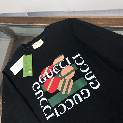 グッチ スウェットTシャツ  コピー GUCCIロゴ　長袖 Tシャツ 　トップス