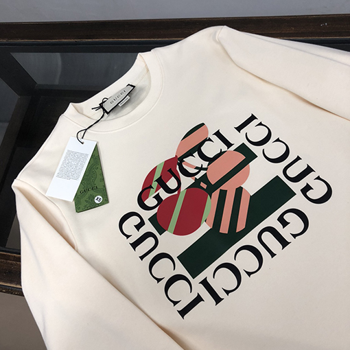 グッチ スウェットTシャツ  コピー GUCCIロゴ　長袖 Tシャツ 　トップス