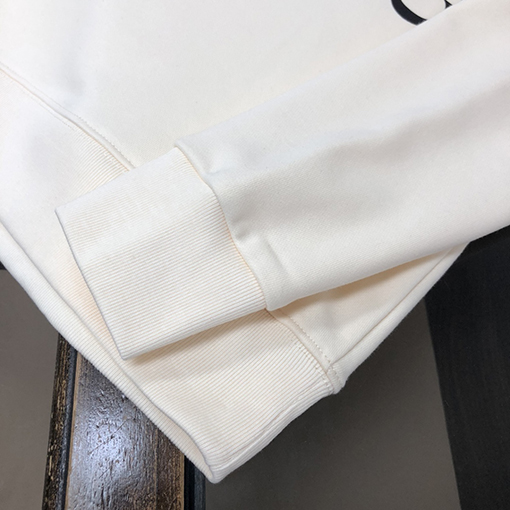 グッチ スウェットTシャツ  コピー GUCCIロゴ　長袖 Tシャツ 　トップス