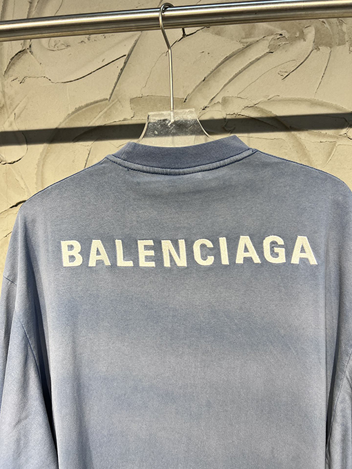 バレンシアガ長袖 Tシャツスーパーコピー BALENCIAGA   グラデーション柄のウォッシュ加工 刺繍ディテール ロングスリーブ オーバーサイズ