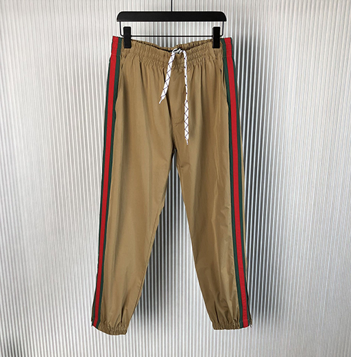 グッチ パンツ コピー  GUCCI  レッドグリーンのスパンディング織りテープ入り軽量マットナイロンランニングパンツ