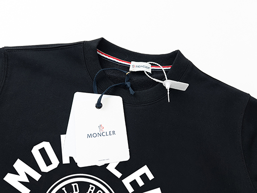 モンクレール スウェットTシャツ  MONCLER ロゴ プリント- 自分らしいスタイルを表現