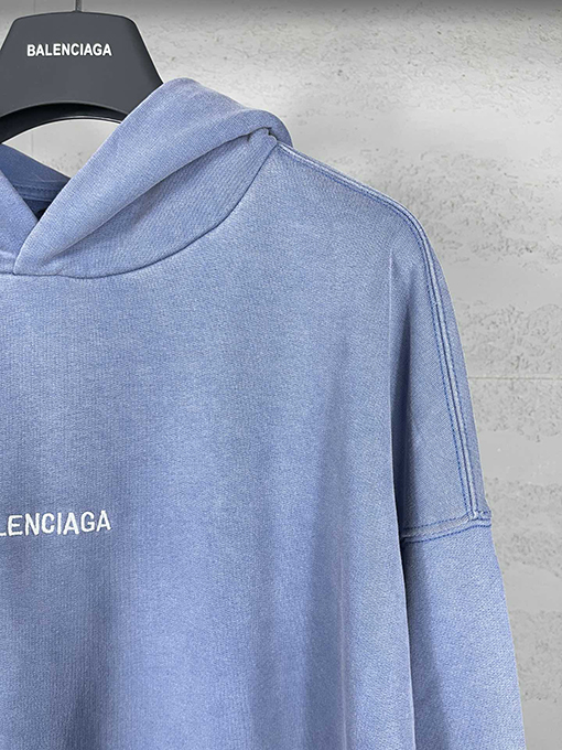バレンシアガ パーカー   スーパーコピー前後にクラシックなBALENCIAGA 刺繍