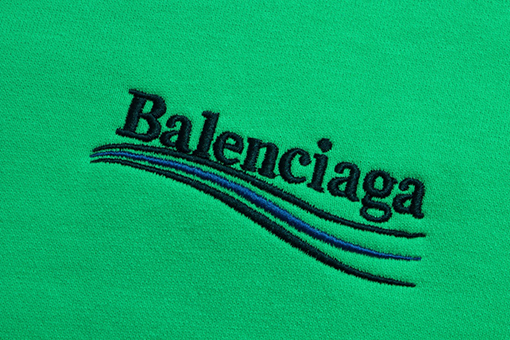 バレンシアガ パーカー BALENCIAGA キャンペーンアートが施されたストリング付き胸と背中の刺繍パーカー