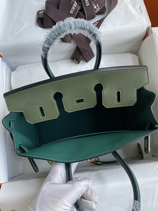 エルメス バーキン 25 コピー Birkin 25 cmトーゴレザーで作られたこの豪華なハンドバッ