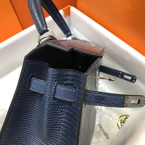 エルメスケリー25 cm輸入トカゲ革紺色シルバーバックルバッグ