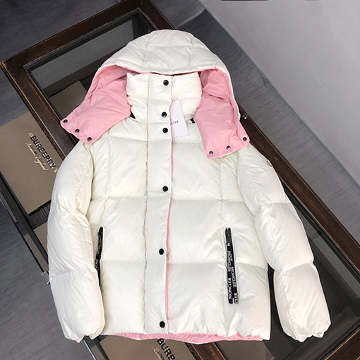 モンクレール  ショートファッション ダウン  ジャケット