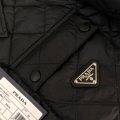 プラダ 冬服の新しい ダウン ジャケット