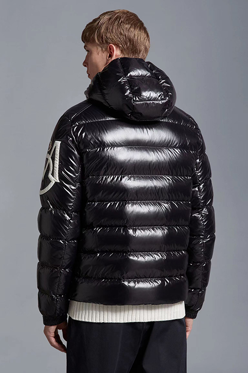 モンクレール Moncler Mariveles ダウンジャケット
