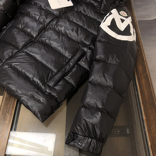 モンクレール Moncler Mariveles ダウンジャケット