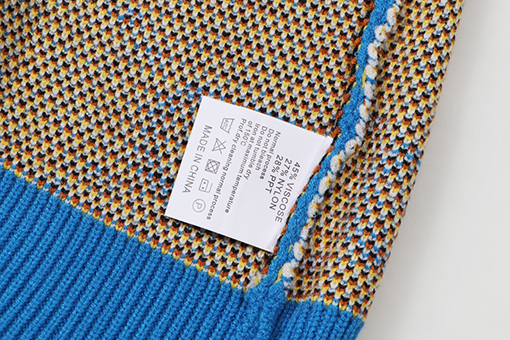 グッチ  クラシックなくまモチーフのダブルG刺繍ニットセーター