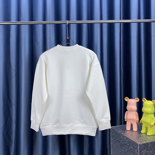 グッチ クラシックなアルファベットプリントのクルーネックパーカー