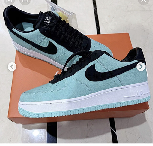 ナイキx ティファニー スニーカー コラボ Tiffany & Co. x Nike Air