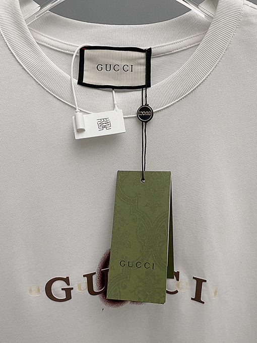 グッチ 透かし文字クルーネック半袖 Tシャツ