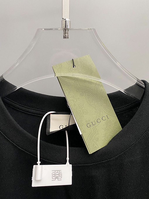 グッチ 透かし文字クルーネック半袖 Tシャツ