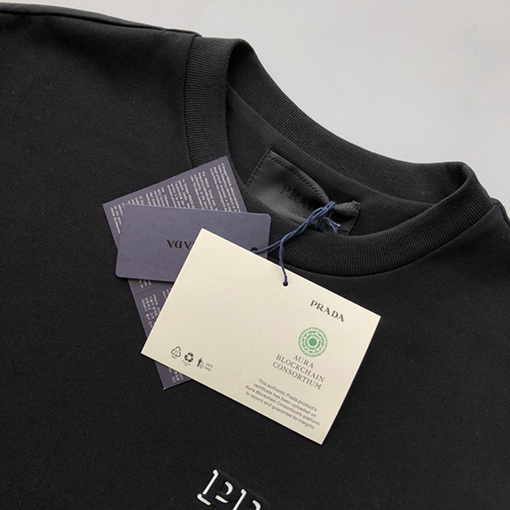 プラダ 立体 エンボッシング  半袖 Tシャツ