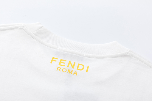 フェンディ 春夏新作モンスターアイ半袖Tシャツ